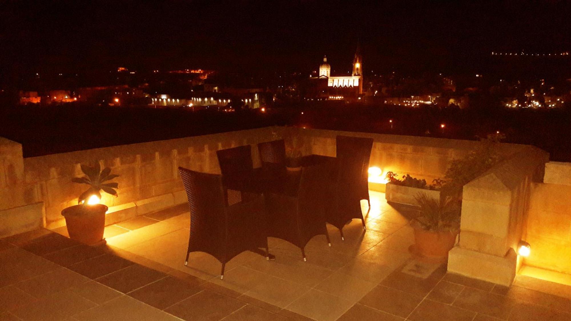 Luxury Apartment - Fort Chambray Għajnsielem Eksteriør bilde