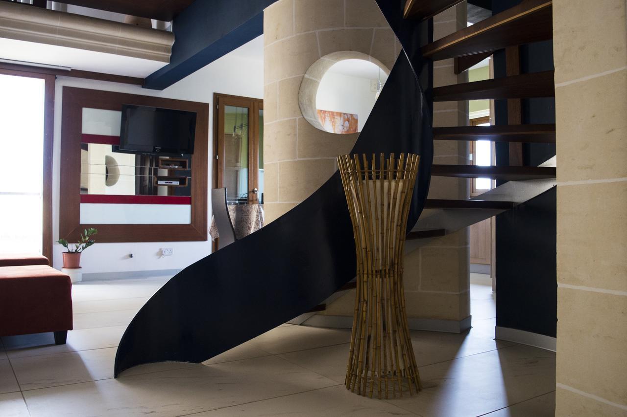 Luxury Apartment - Fort Chambray Għajnsielem Eksteriør bilde